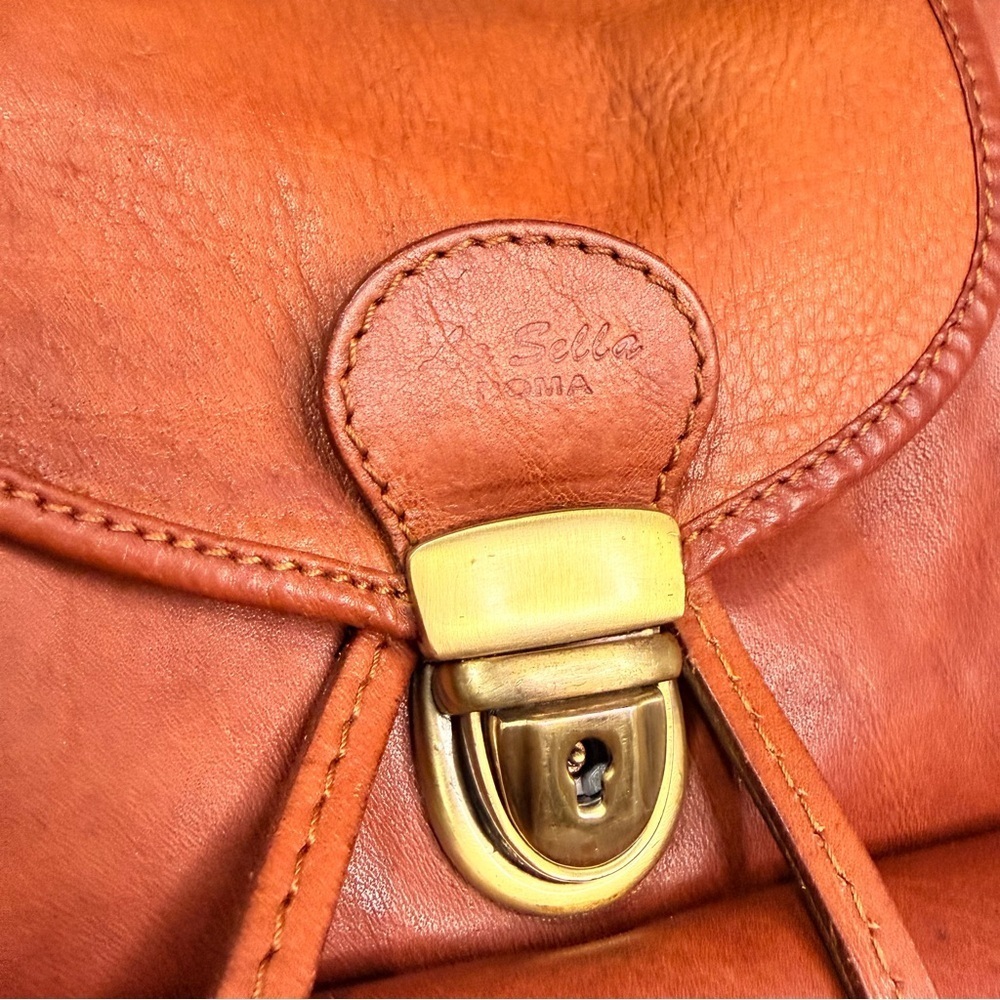 Vintage Italian Leather Backpack Tan - Picture 5 of 13